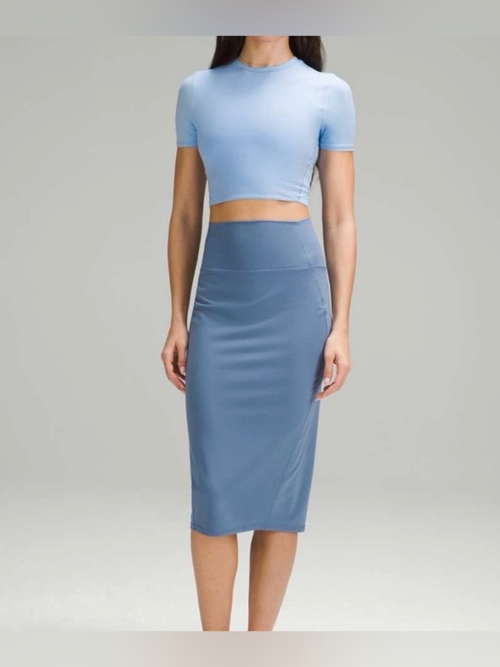 Lululemon Blue Nulu Slim Fit High Rise Midi Skirt Size 6